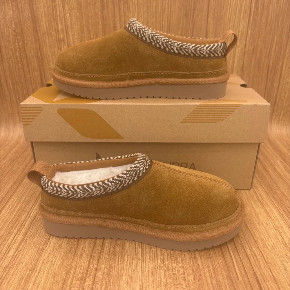 New Koolaburra by UGG Burree Kids Size 12 Chestnut Suede Braid Trim Slipper